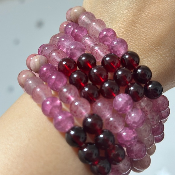 2 for $30 Simple pink love theme crystal beads bracelet, New Wrist Size 6”-7” - Picture 7 of 8